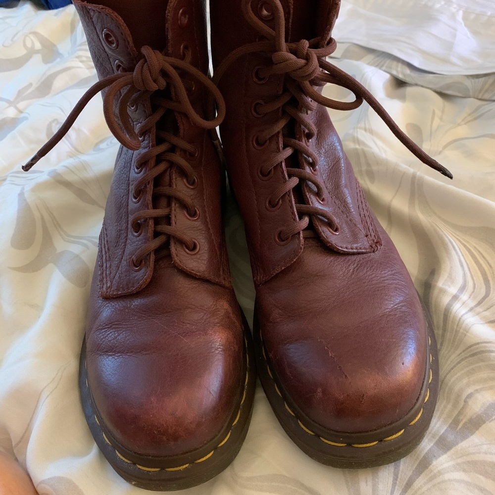 The Original 1460 leather Dr Martens red US8 UK6 EU39